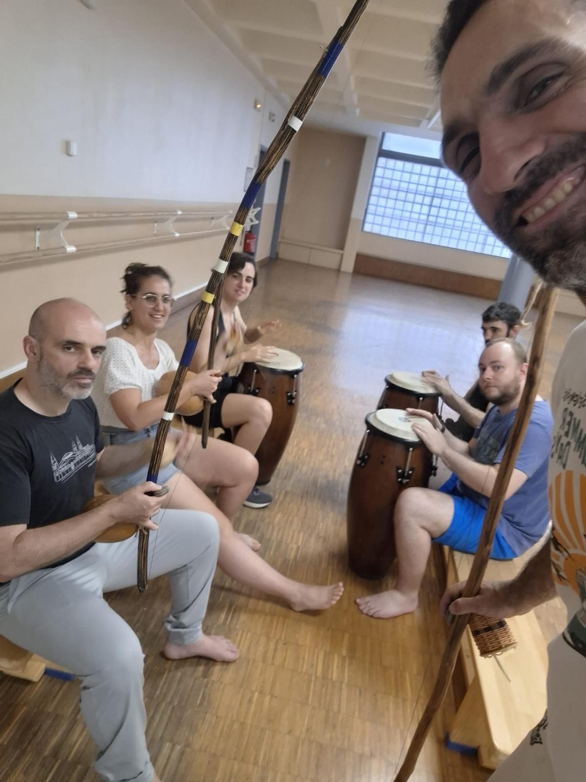 Cours adultes, jeu de capoeira